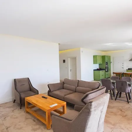Sleeps 4 Pool Air Con Wifi Kalkan