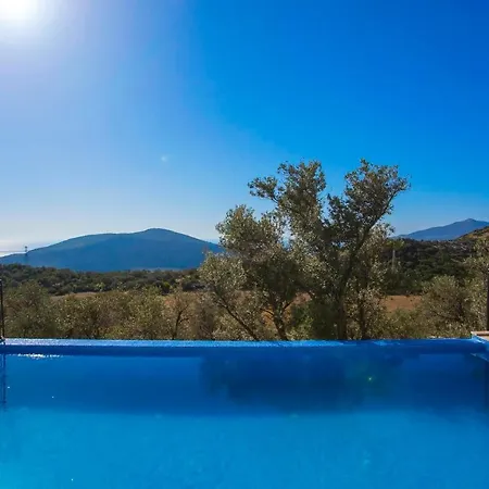 Sleeps 4 Pool Air Con Wifi * Kalkan